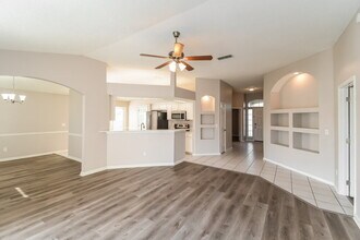 337 Island View Cir, Unit Private in Orange Park, FL - Building Photo - Building Photo