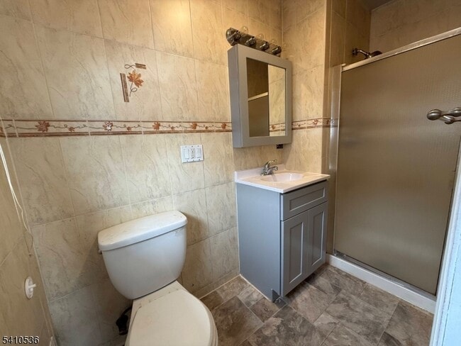 property at 17 Daka Ct