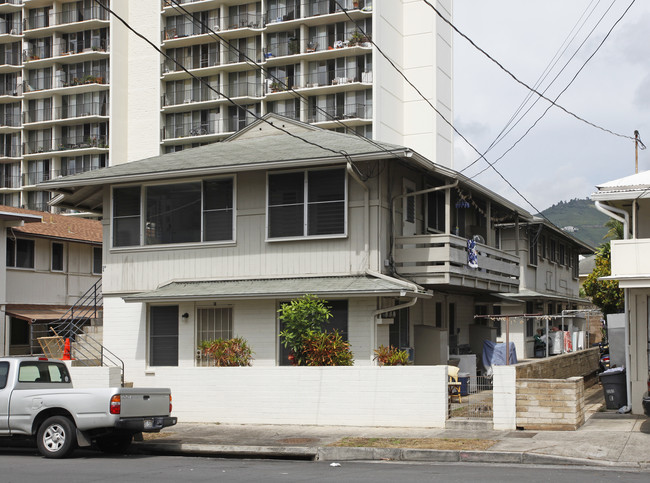 2142 Waiola St in Honolulu, HI - Building Photo - Building Photo