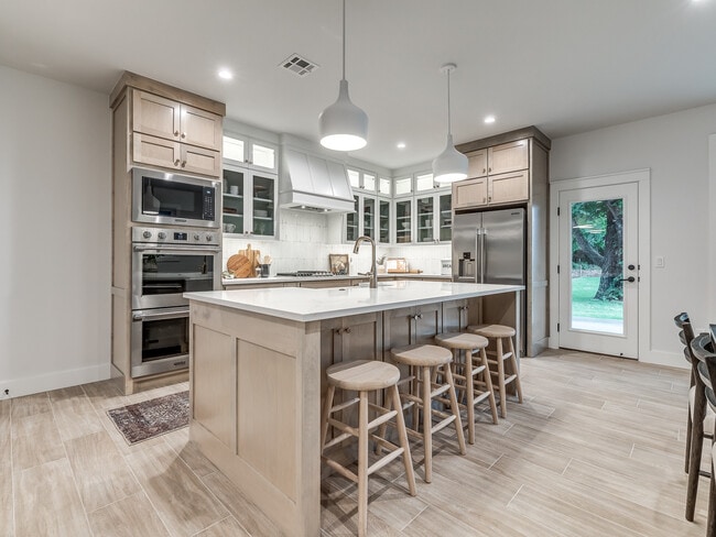 property at 317 SW 13th St