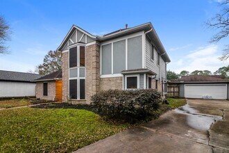 15006 Seahorse Dr in Houston, TX - Building Photo - Building Photo