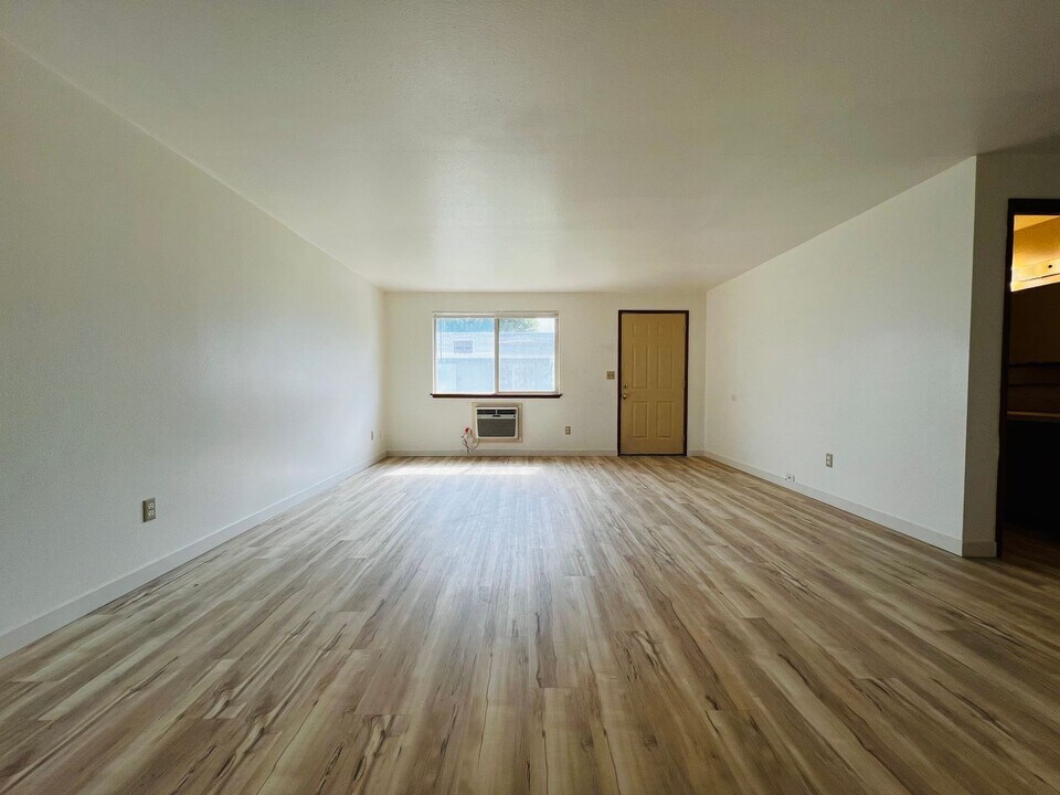 4803 Bonnie Ln in Yakima, WA - Building Photo