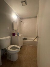 232 Bergen Ave, Unit 2R in Jersey City, NJ - Building Photo - Building Photo