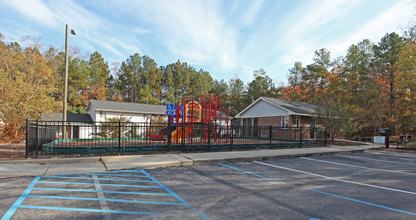 Town & Country Apartments in Lexington, SC - Building Photo - Building Photo