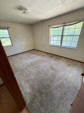 501 S 12th St in Manhattan, KS - Building Photo - Building Photo