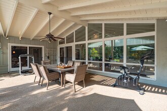 1342 Skyline Dr in Santa Ana, CA - Foto de edificio - Building Photo