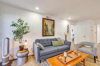 11011 N 92nd St, Unit ID1386195P in Scottsdale, AZ - Building Photo - Building Photo