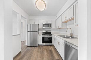 Pheasant Run Apartments in Akron, OH - Building Photo