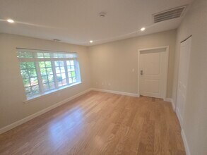 312 Rindge Ave, Unit 2 in Cambridge, MA - Building Photo - Building Photo