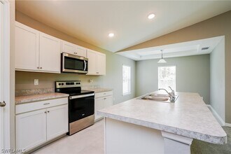 52 Olive Ave S in Lehigh Acres, FL - Building Photo - Building Photo