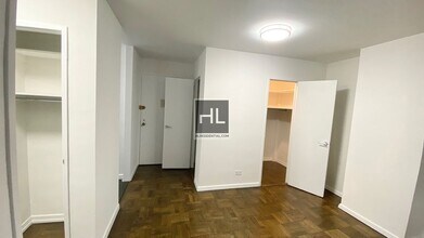 5 AVENUE in New York, NY - Building Photo - Building Photo
