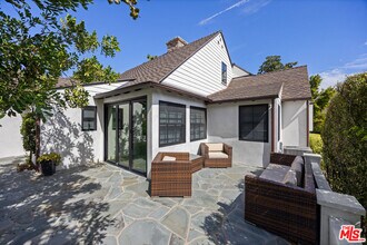 4316 N Clybourn Ave in Burbank, CA - Foto de edificio - Building Photo