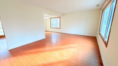 503 Harbor Terrace in Bartlett, IL - Building Photo - Building Photo