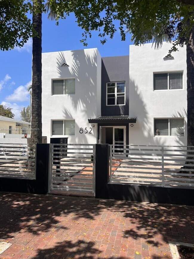 property at 852 SW 13th Ave