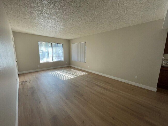 700 E Mesquite Cir in Tempe, AZ - Building Photo - Building Photo