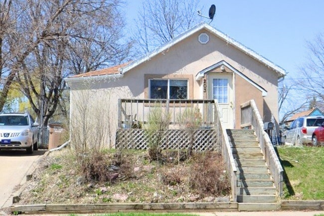property at 203 N Lewis Ave