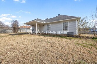 100 N Brandon St in Lowell, AR - Building Photo - Building Photo