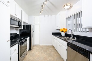 11728 Dorothy St. Los Angeles Ca. 90049 in Santa Monica, CA - Building Photo