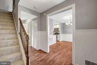 10355 Granite Creek Ln in Oakton, VA - Building Photo - Building Photo