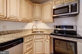 1910 17th St NW in Washington, DC - Building Photo - Building Photo
