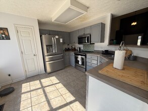 669 Granwood Blvd in Nashville, TN - Foto de edificio - Building Photo