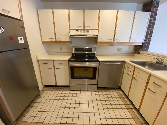 42 Worcester Square in Boston, MA - Building Photo - Building Photo