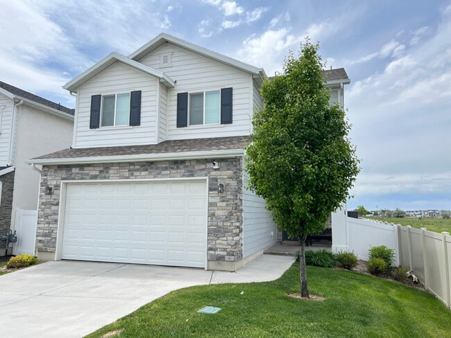 property at 1716 W Parkview Dr