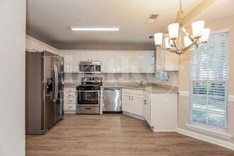 1868 Colin Creek Ln in Charlotte, NC - Building Photo - Building Photo