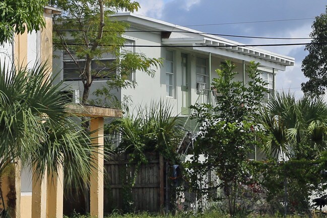 1104 18th St in West Palm Beach, FL - Building Photo - Building Photo