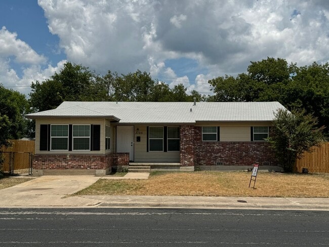 property at 3105 Zephyr Rd