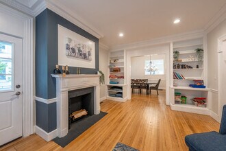 139 W 4th Ave in Roselle, NJ - Building Photo - Building Photo