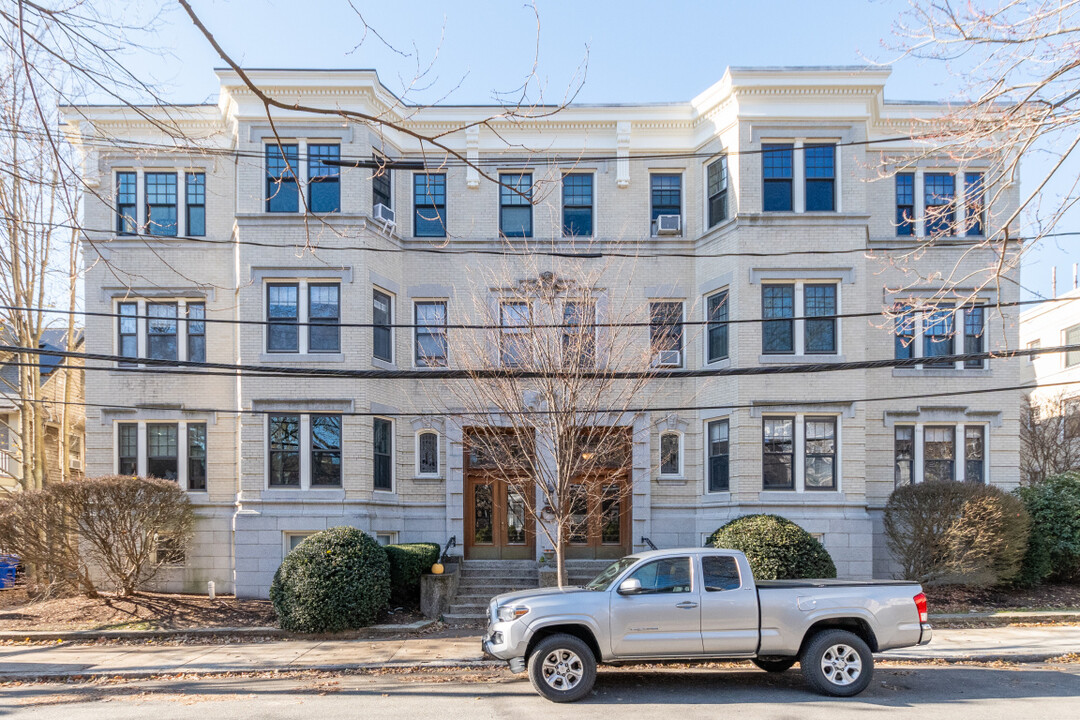 30 Kilsyth Rd, Unit 3 in Brookline, MA - Foto de edificio