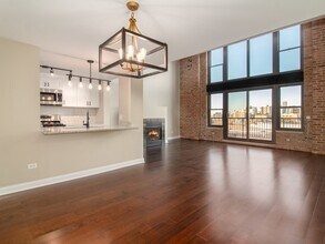 50 E 26th St in Chicago, IL - Foto de edificio - Building Photo
