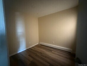 181 Hale Ave in Brooklyn, NY - Building Photo - Building Photo