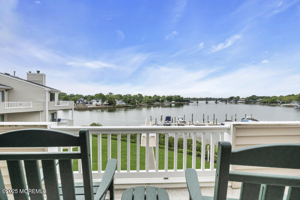 55 Sunset Ave in Long Branch, NJ - Foto de edificio