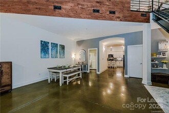913 Westmere Ave in Charlotte, NC - Building Photo - Building Photo