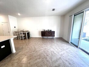 370 Feltrim Reserve Blvd in Davenport, FL - Building Photo - Building Photo