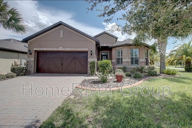 property at 581 Vista Sol Dr