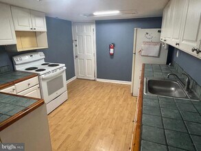 7 Madison Ave in Mount Holly, NJ - Building Photo - Building Photo