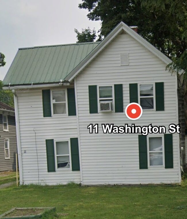 11 Washington St, Unit 2 in Dansville, NY - Foto de edificio - Building Photo