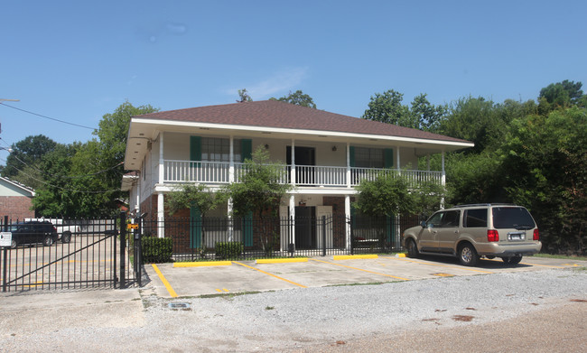 Lynn Apartments in Baton Rouge, LA - Building Photo - Building Photo