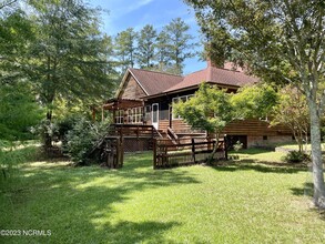 245 Lakeside Dr in Aberdeen, NC - Building Photo - Building Photo