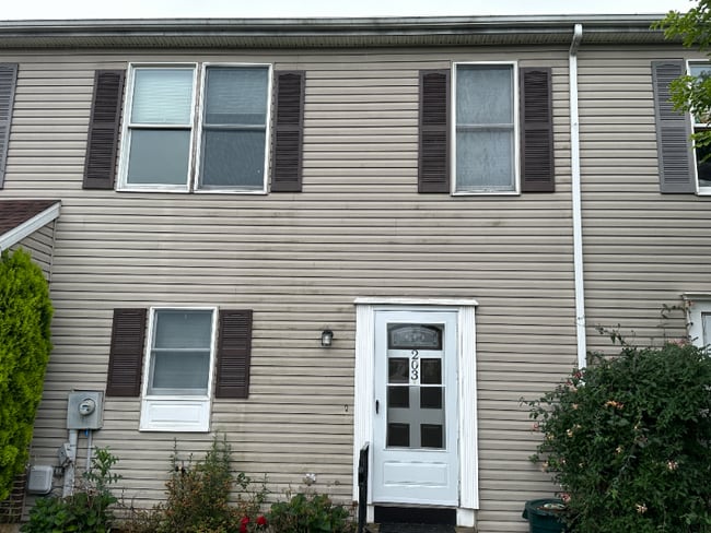 property at 203 Poplar Dr