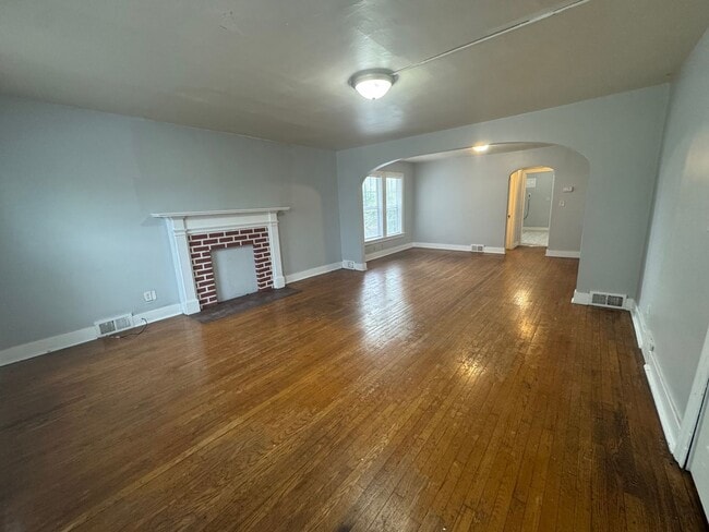 1021 S 8th St in Springfield, IL - Building Photo - Building Photo