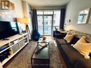 28 Linden St in Toronto, ON - Building Photo - Building Photo