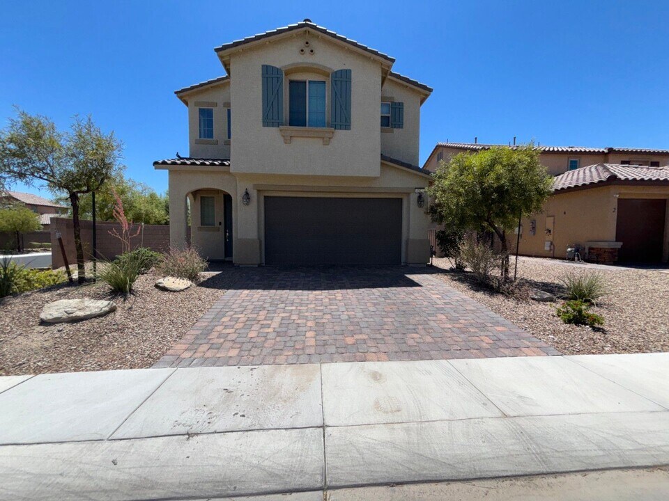 4109 Topaz Hills Dr in North Las Vegas, NV - Building Photo