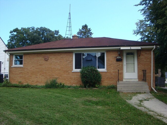 property at 5627 41st Ave