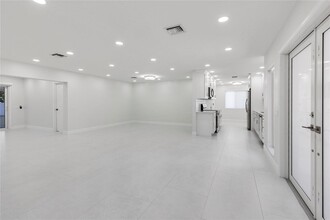 4820 Tyler St in Hollywood, FL - Foto de edificio - Building Photo