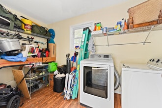 930 E Lee St in Enterprise, AL - Building Photo - Building Photo