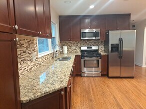 2045 Farrell Ave in Park Ridge, IL - Building Photo - Building Photo